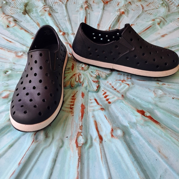 😃CAT & JACK SHOES - Picture 2 of 5